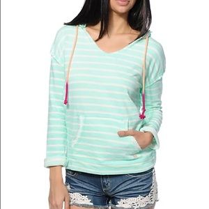 🏄🏽‍♀️Billabong Stretch Out Stripe Hoodie🏄🏽‍♀️~small